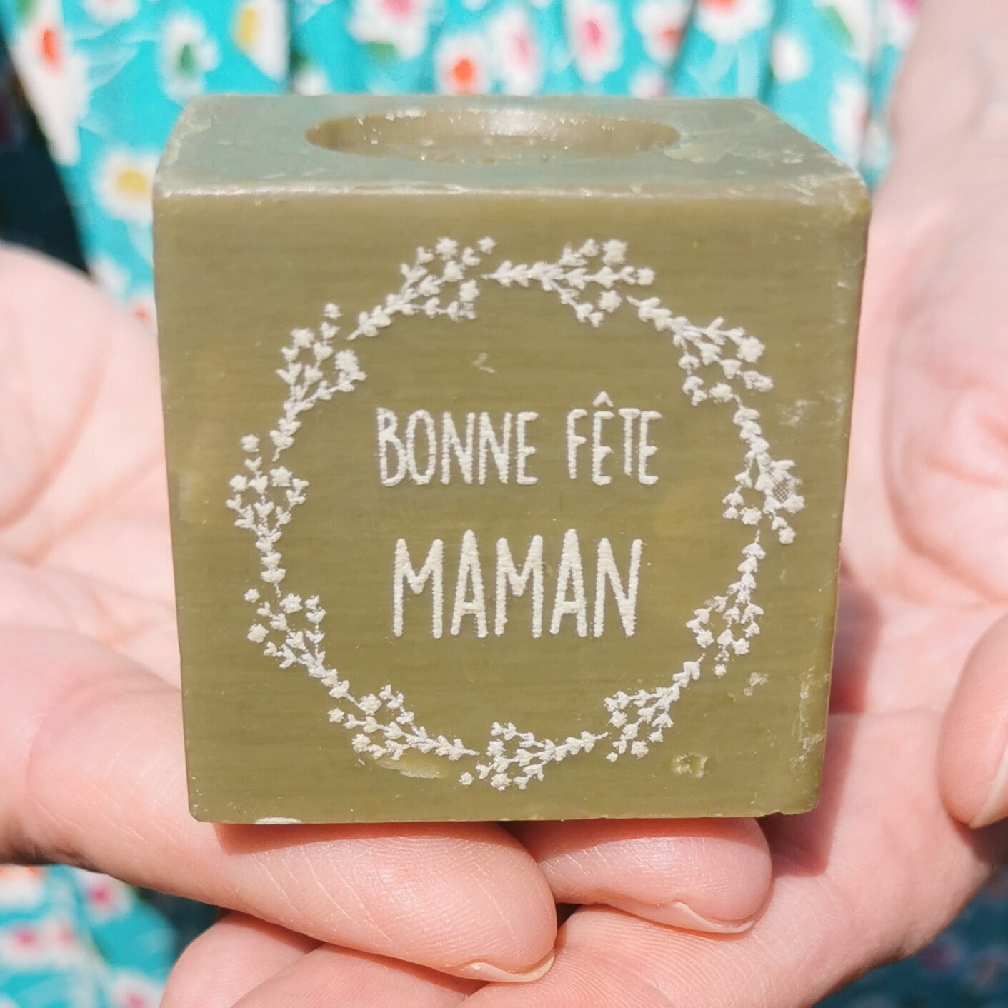 Savons de Marseille gravés Personnalisés Olive