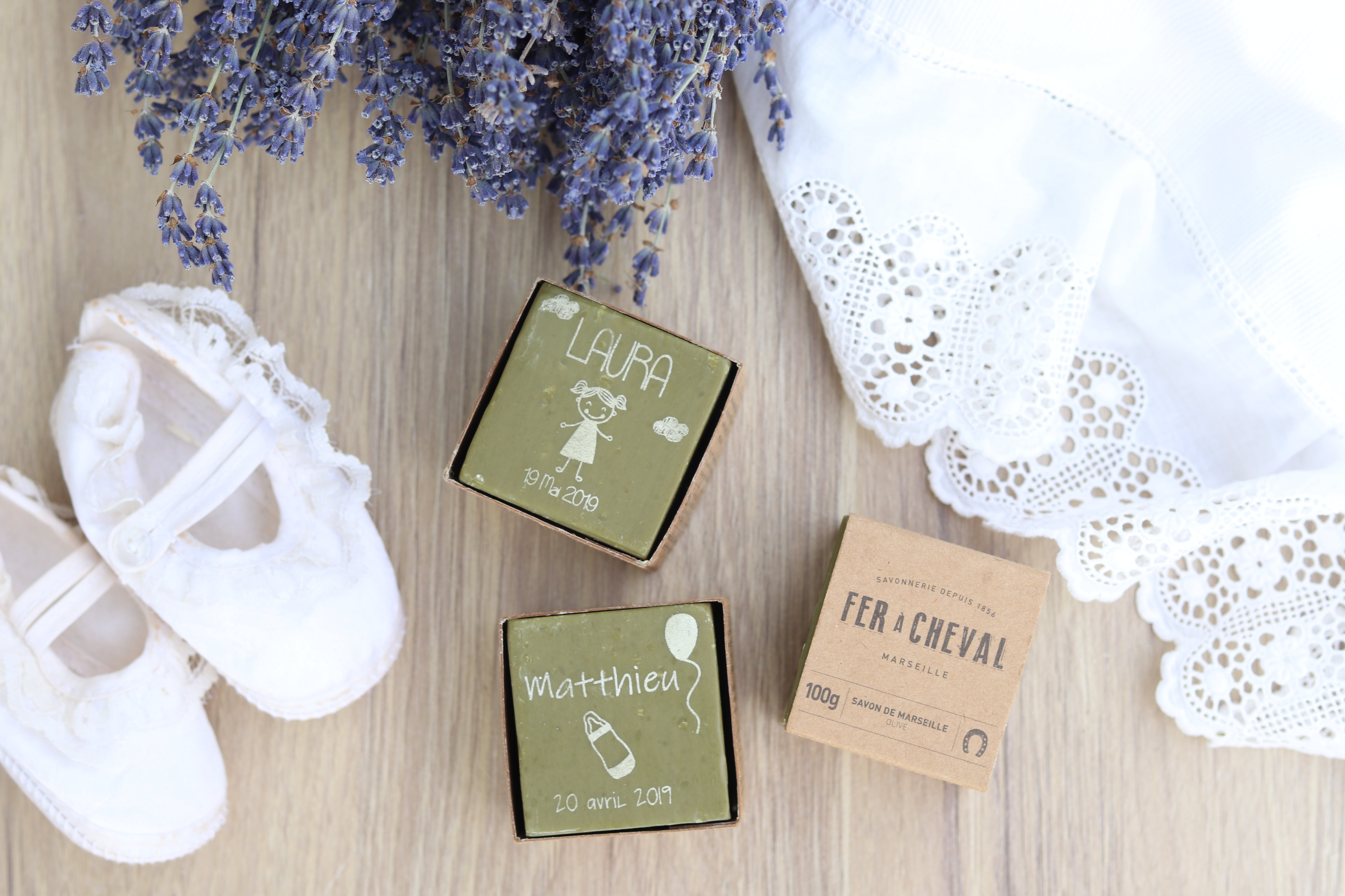 Savons de Marseille gravés Personnalisés Olive